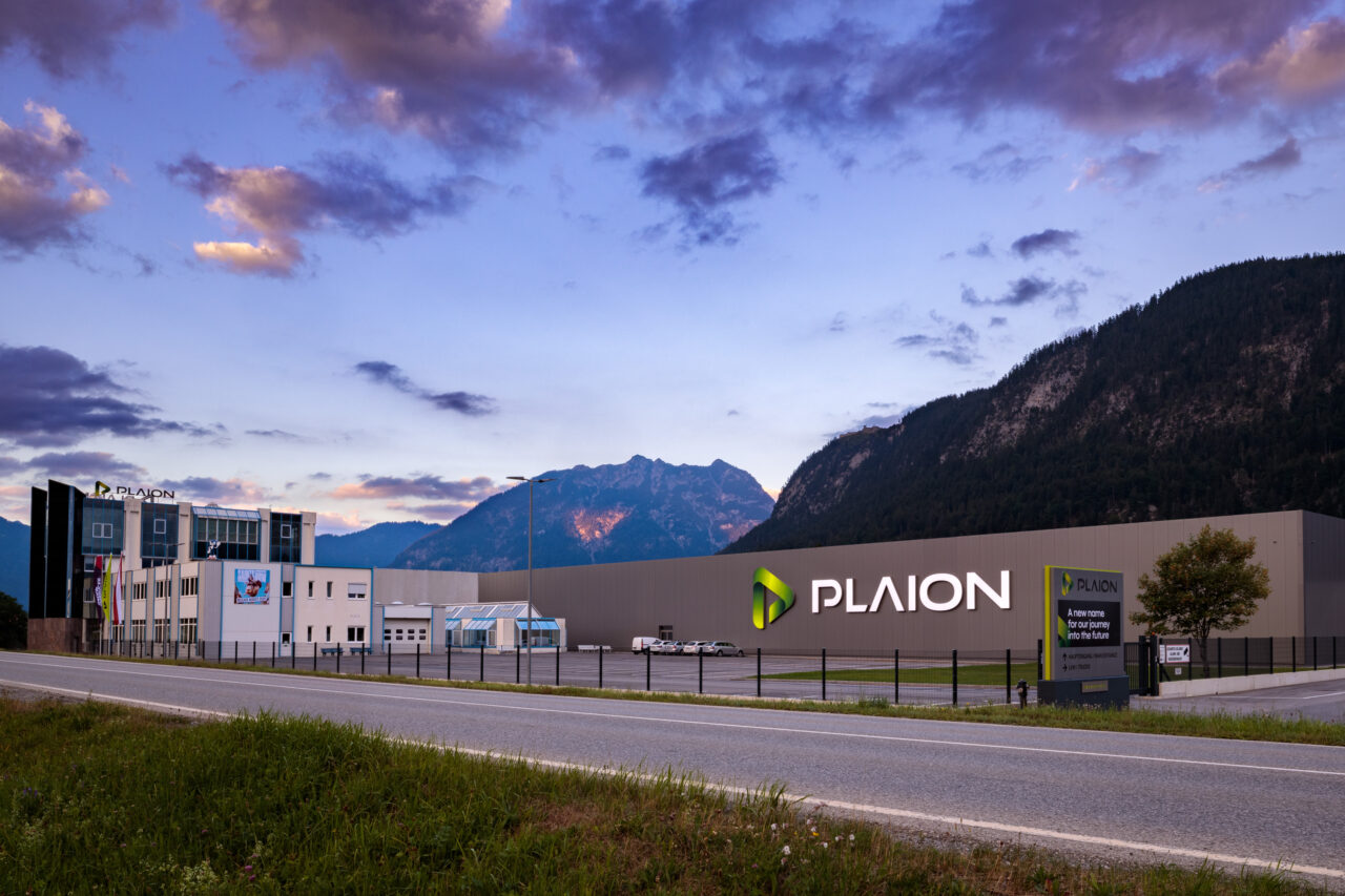 PLAION WHERE CAREER & PASSION COME TOGETHER career & competence